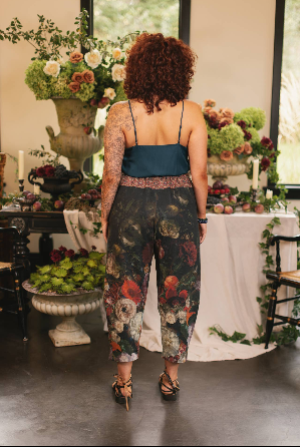 Flight of Fancy Linen Floral Print Cropped Artist Pants