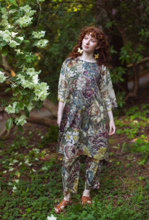 Love Grows Wild Artist Tunic Dress With Pockets & Bees