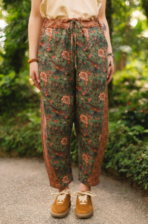 Secret Garden Boho Linen Cropped Printed Artist Pants