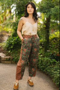 Secret Garden Boho Linen Cropped Printed Artist Pants